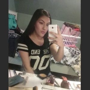 Meet your Posher, Samantha